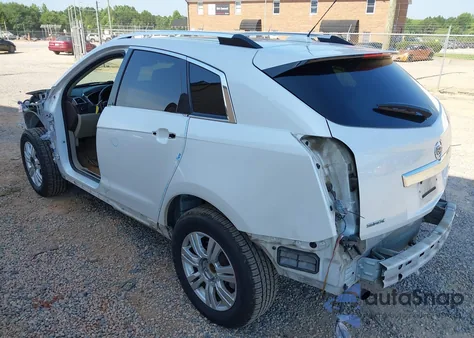 2015 Cadillac Srx Luxury Collection z USA, uszkodzony, nr VIN 3GYFNBE3XFS596322